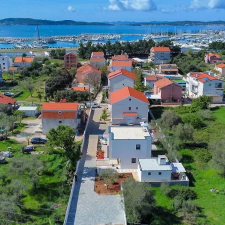 Gio Villa